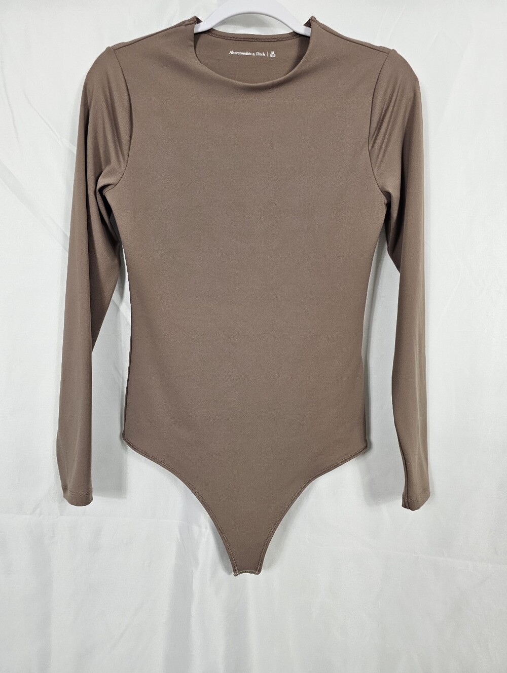 NWOT Abercrombie and Fitch Long Sleeves Bodysuit in Chocolate - Size M